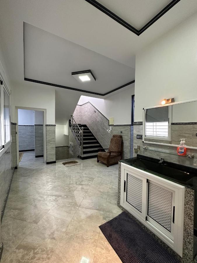 Bel Appartement 1Er Etage Confortable Pres De La Plage - Specialement Pour Familles Saïdia Buitenkant foto